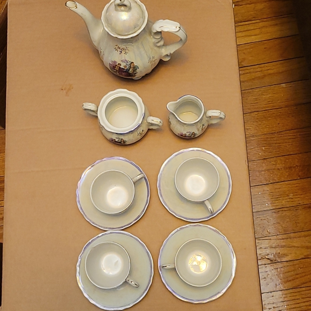 DEMITASSE SET: 12 PEICES - Picture 11 of 11
